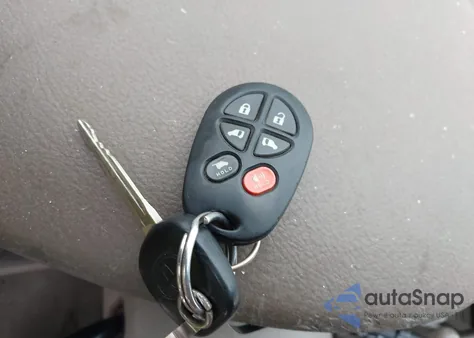 2008 Toyota Sienna Xle из США, поврежденный, VIN 5TDZK22C08S215973